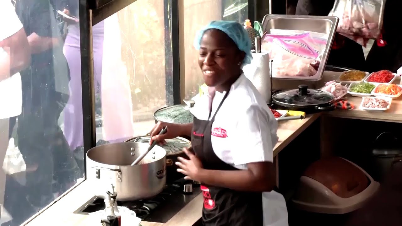 100時間連続調理の記録にナイジェリア人の女性が挑戦！「後世のために…」【動画ニュース】