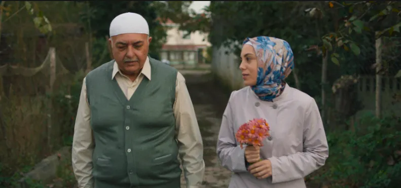 Netflixシリーズ『エートス: イスタンブールの8人』あらすじ・キャスト情報