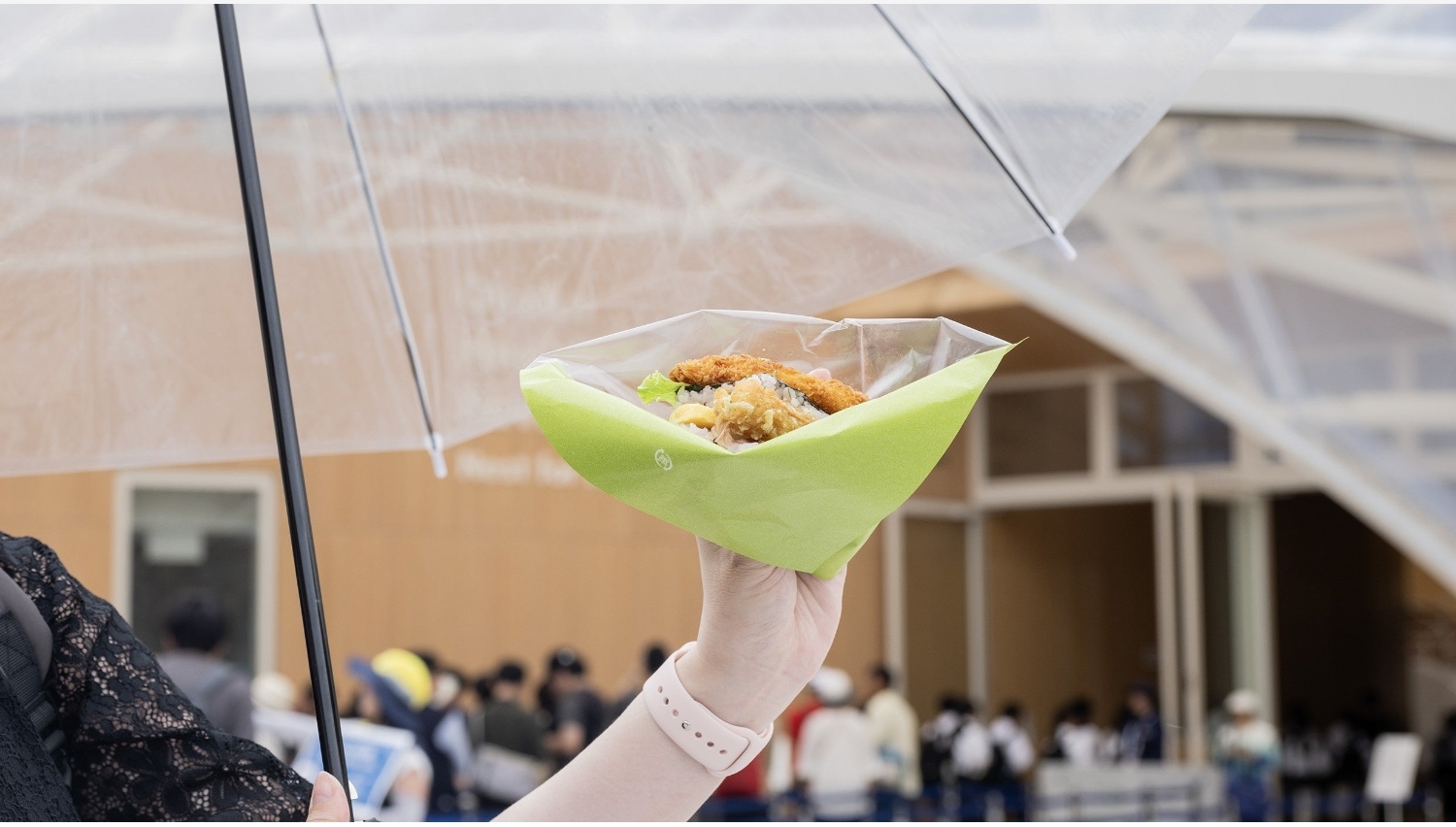 【ポイ活おすすめ情報】梅雨でも安心!ほっかほっか亭の大阪ヘルスケアパビリオン発、片手で楽しめるワンハンドフード