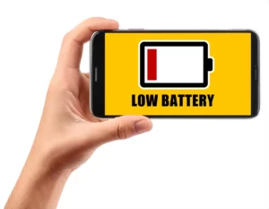 スマホの充電はコンビニで解決！　バッテリー残量がピンチのときの対処法と充電スポットを紹介【スマホ教室】