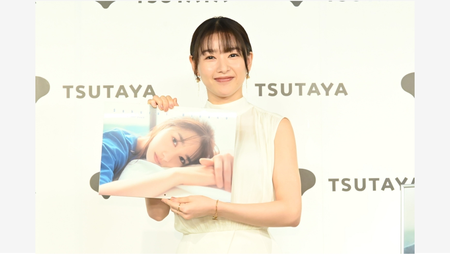 【Amazon調査隊】桜井日奈子2026カレンダーブックイベント開催